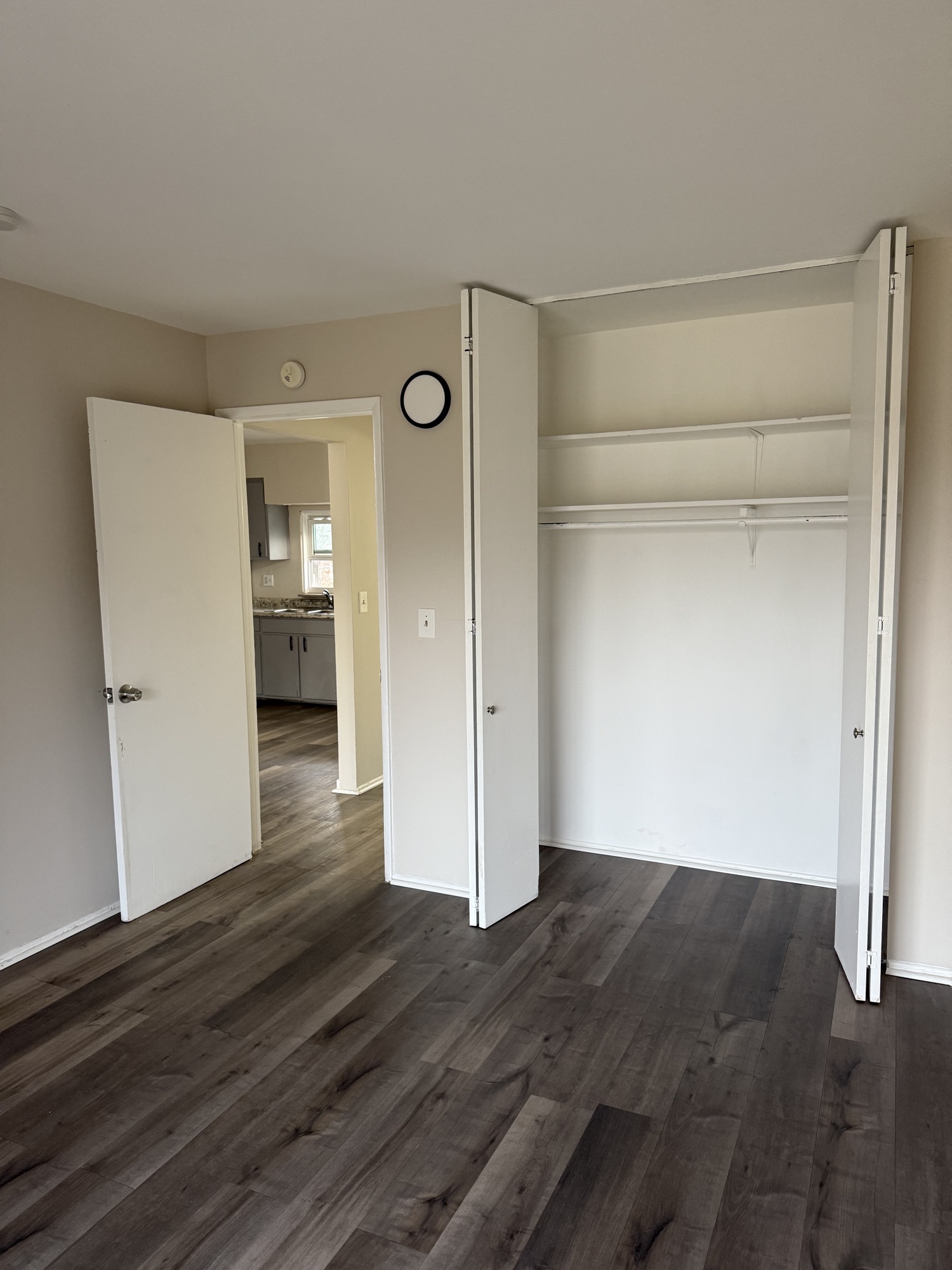 1 Bedroom at 305 N. Robinson Circle