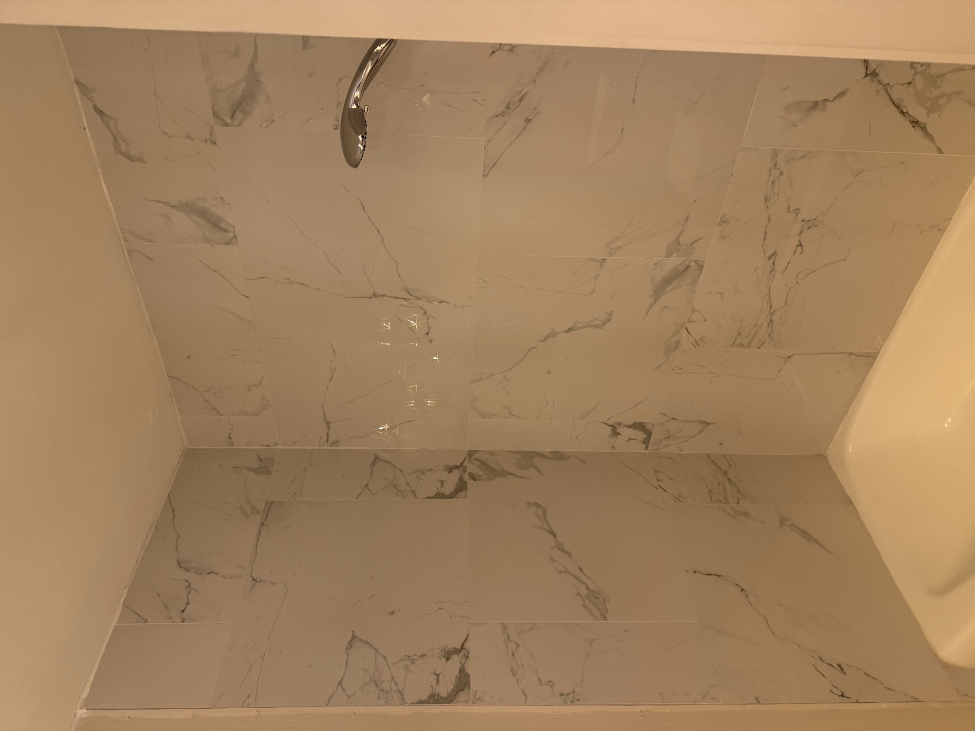 2 Bedroom at 305 N. Robinson Circle