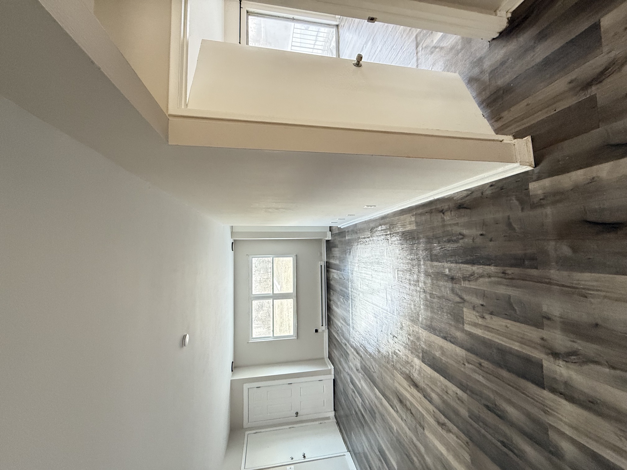2 Bedroom at 305 N. Robinson Circle