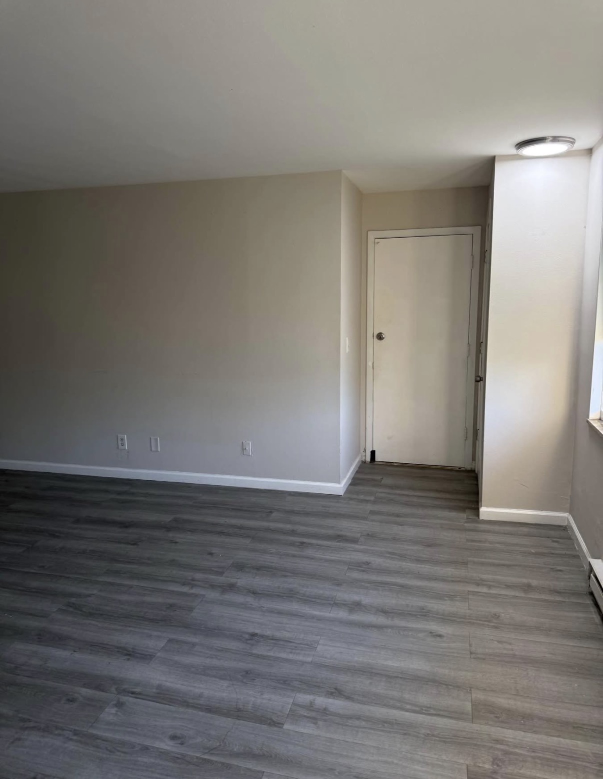 2 Bedroom at 305 N. Robinson Circle