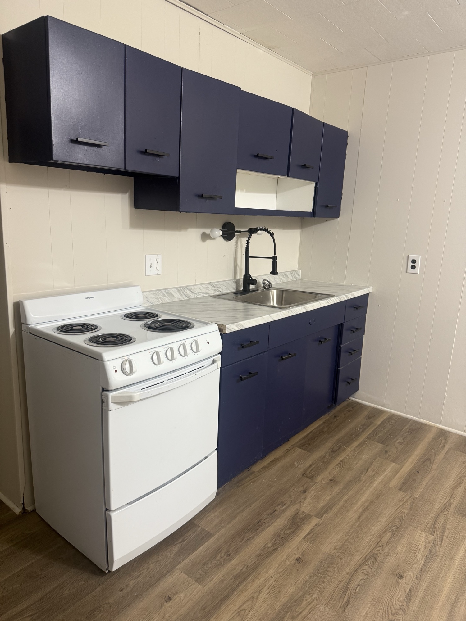 1 Bedroom at 313 E. Mill St