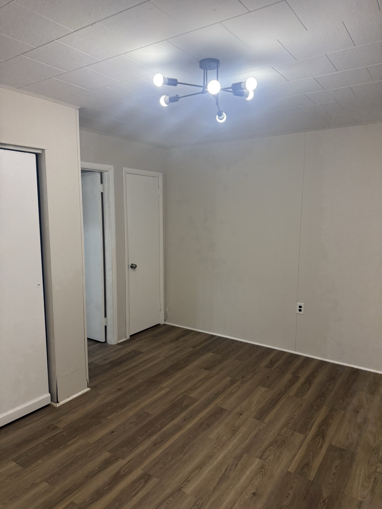 1 Bedroom at 313 E. Mill St