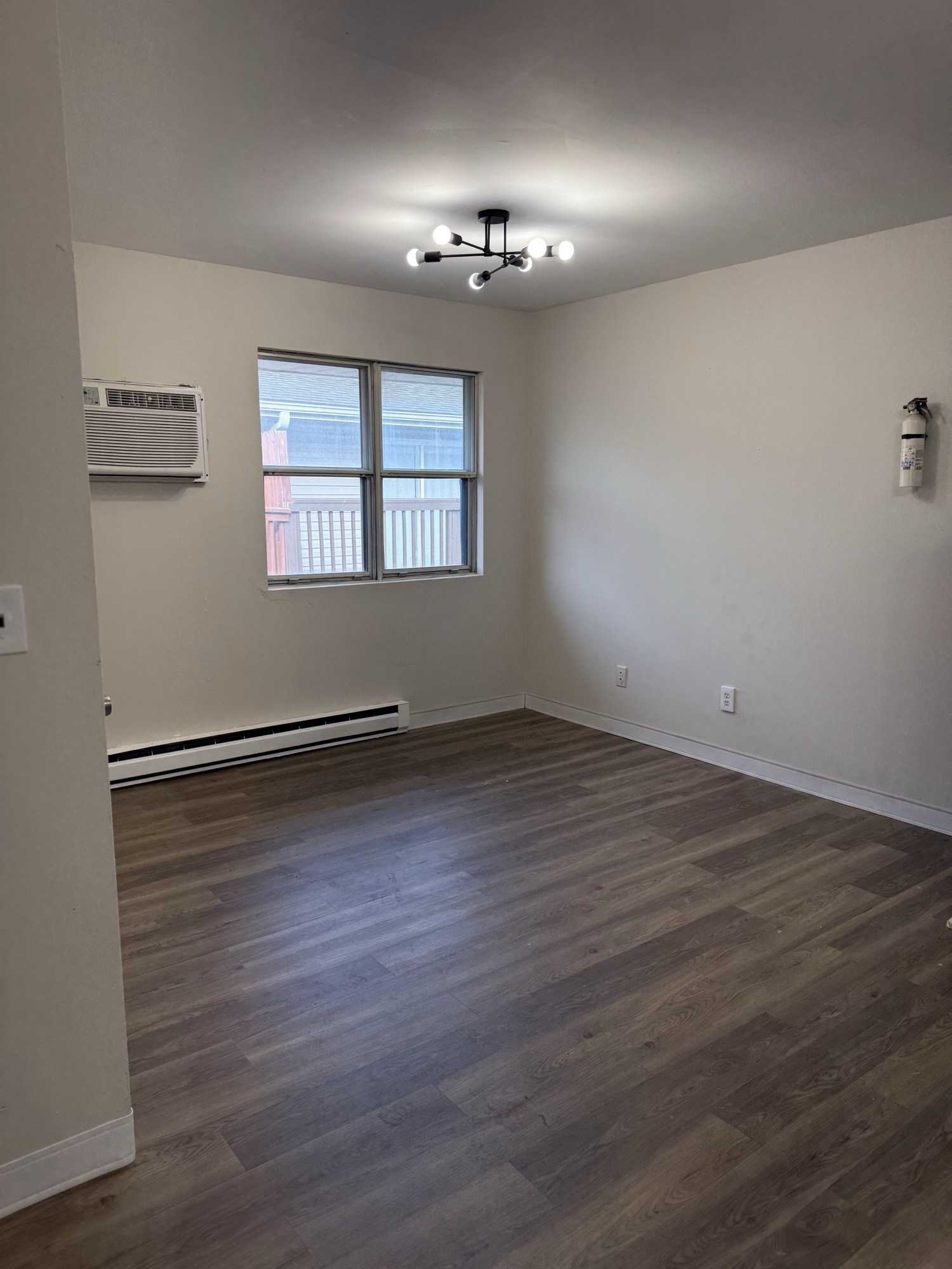 2 Bedroom at 516 S. Poplar St