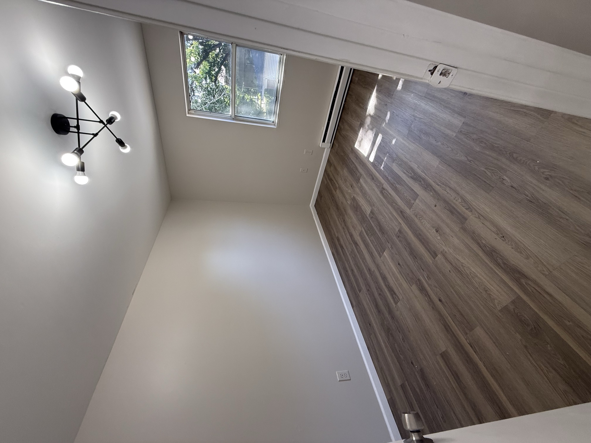 3 Bedroom at 516 S. Poplar St