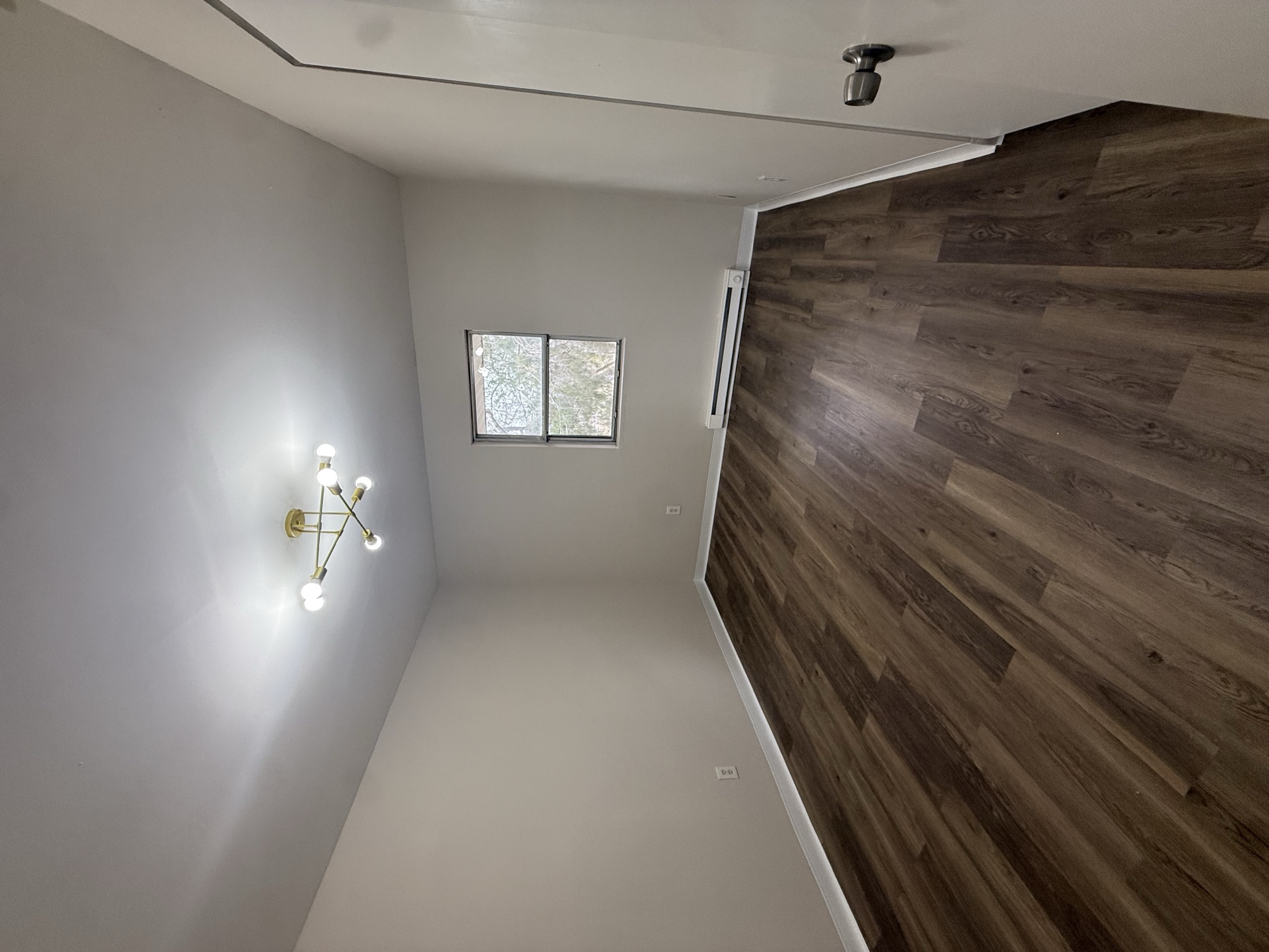 2 Bedroom at 605 & 609 W. College St